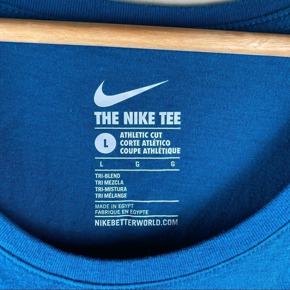 Nike: The Nike Tee Graphic LOGO T-Shirt Lounge Athleisure Workout Top Blue Large - Picture 3 of 5